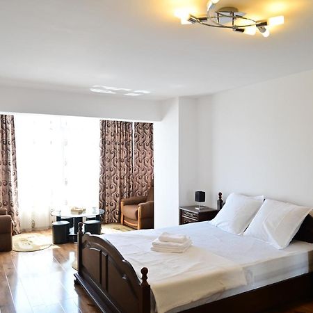 Vacation Apartment With Free Parking Сибиу Екстериор снимка