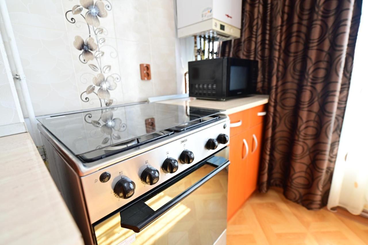 Vacation Apartment With Free Parking Сибиу Екстериор снимка